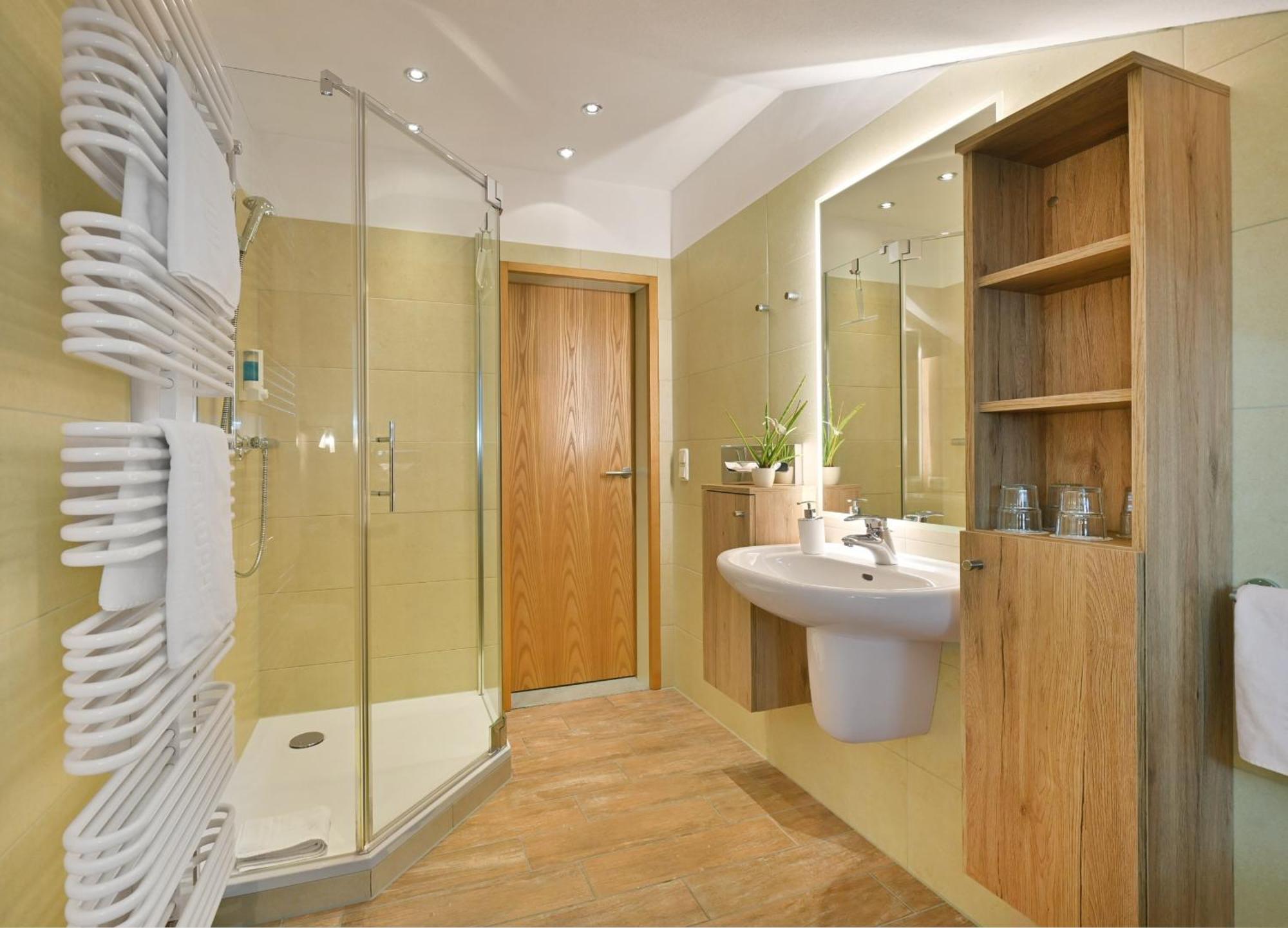 Landhaushotel Hof Wasserkuppe พ็อพเพินเฮาเซน ภายนอก รูปภาพ