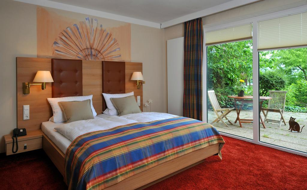 Landhaushotel Hof Wasserkuppe พ็อพเพินเฮาเซน ภายนอก รูปภาพ